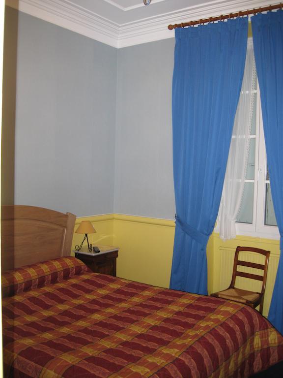 Hotel Colombet Ньон Номер фото